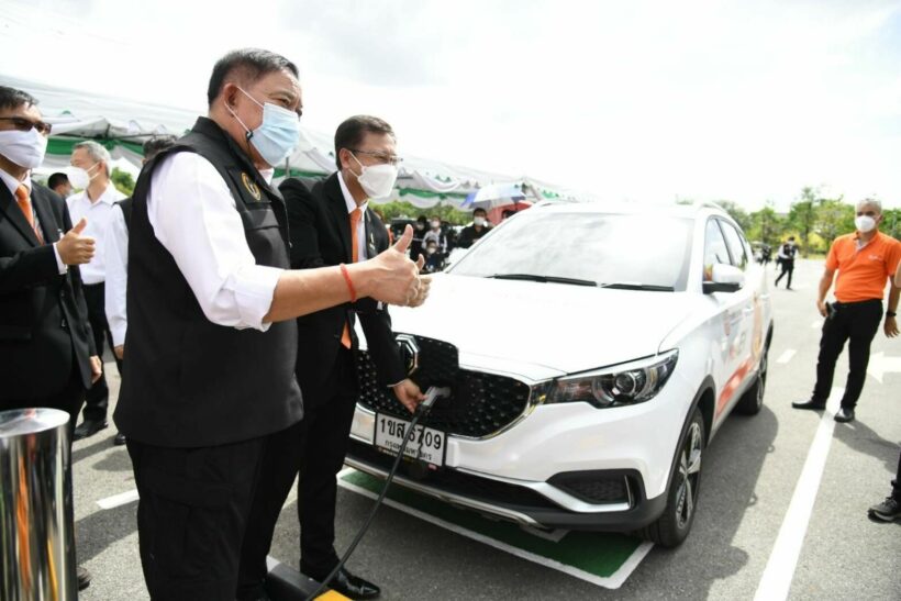 Thai government pushes use of electric vehicles to reduce carbon emissions