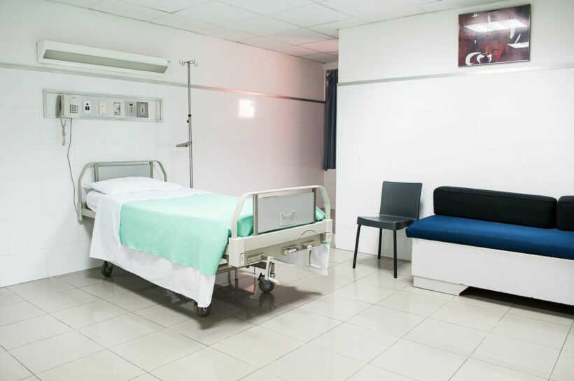 Hospital accidentally mistakes bedridden patients, sends body to the wrong family