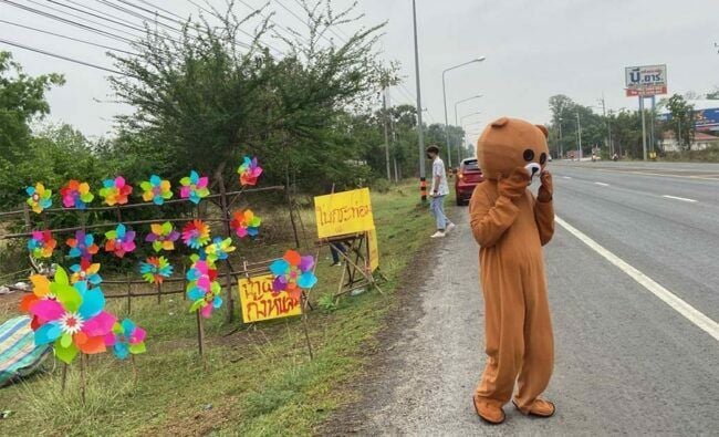 Thai woman dresses as bear to sell more Kratom