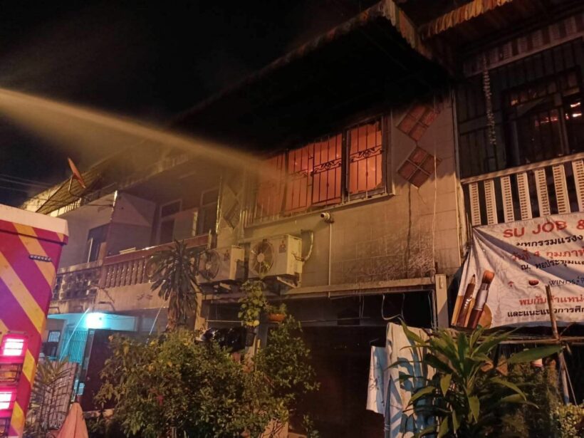 Townhouse fire kills 3 family members in Samut Prakan