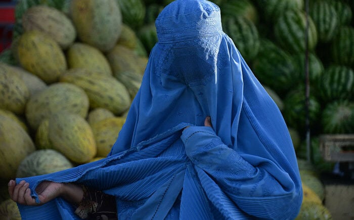 Taliban impose head-to-toe coverings for women in Afghanistan