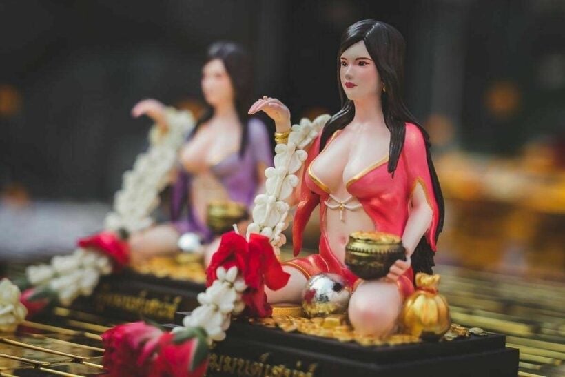 Sexy makeover of Thai wealth goddess ‘Nang Kwak’ goes viral