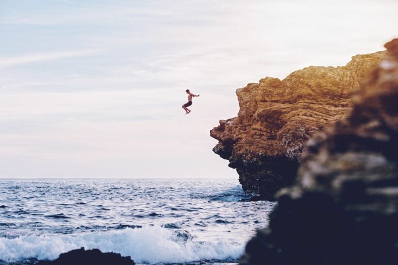 Incredible spots for cliff jumping in Thailand