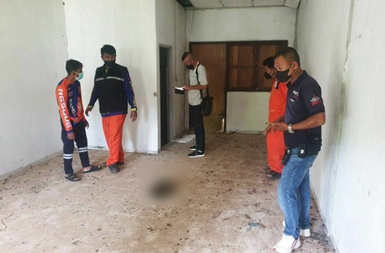 Man finds corpse in abandoned house in eastern Thailand