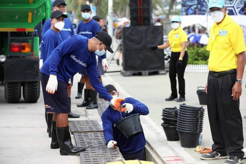 Pattaya’s prisoners clean the city’s sewers to prevent flooding