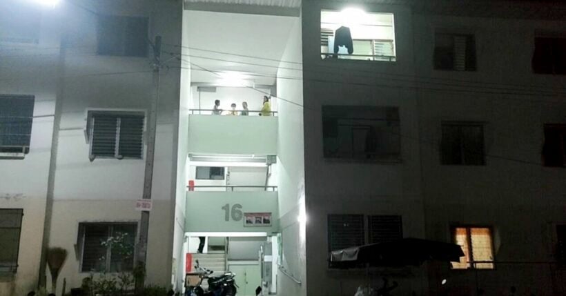 Chon Buri woman jumps from balcony, claims boyfriend held her against her will