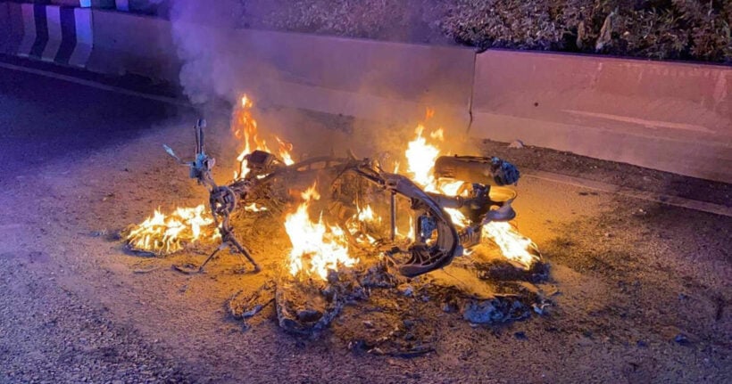 Motorbike burns to a crisp in Bangkok road accident