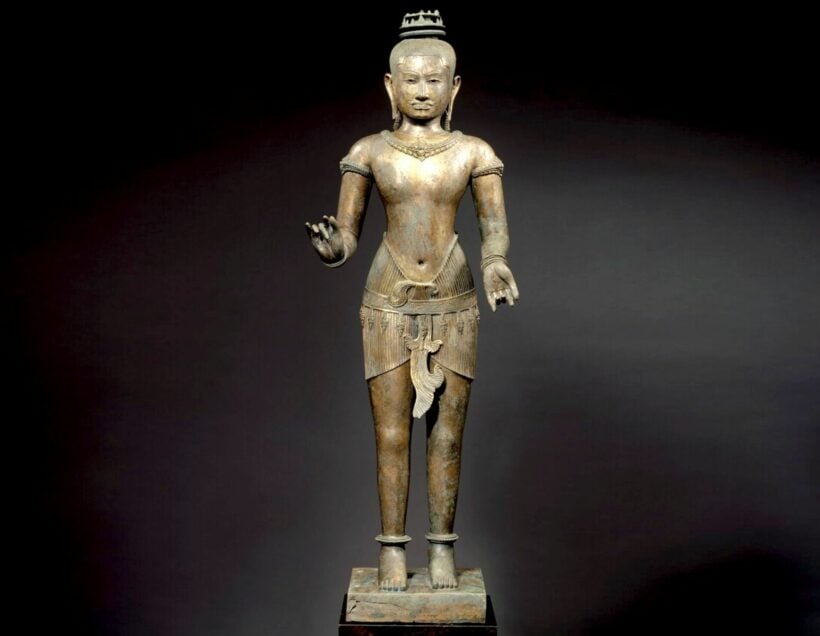 Attempt to bring an ancient Khmer sculpture home from NYC