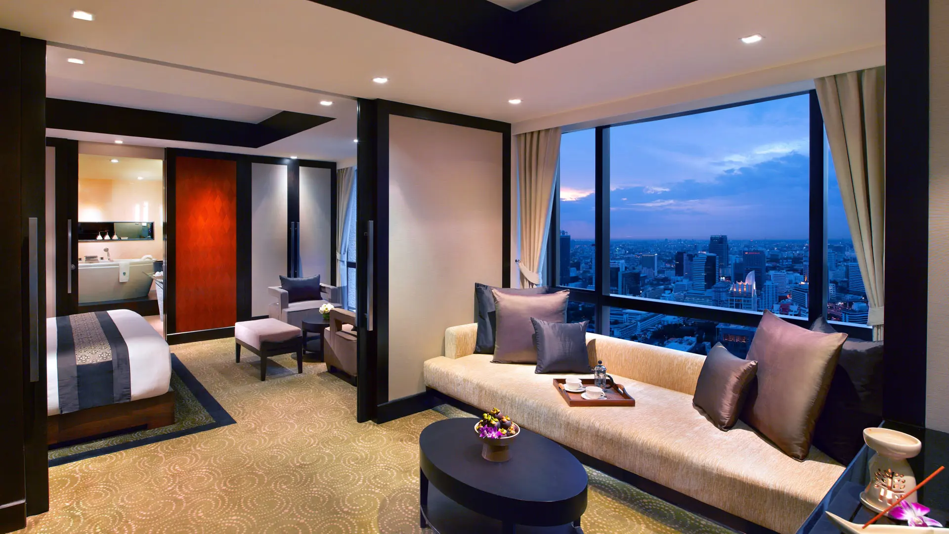 Hotels in Sathorn offering luxurious stay | News by Thaiger