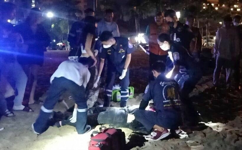 Teen girl found lying on Pattaya beach missing her phone