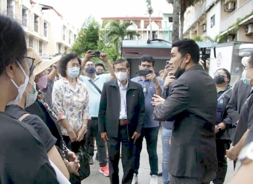 Government officials meet with Patong small hotels asking for aid