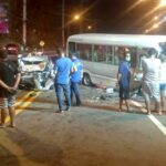Singaporean car driver dead, 7 injured in Phuket crash with bus | Thaiger
