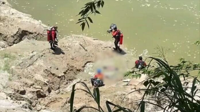 Father tragically drowns while fishing in Chon Buri pond