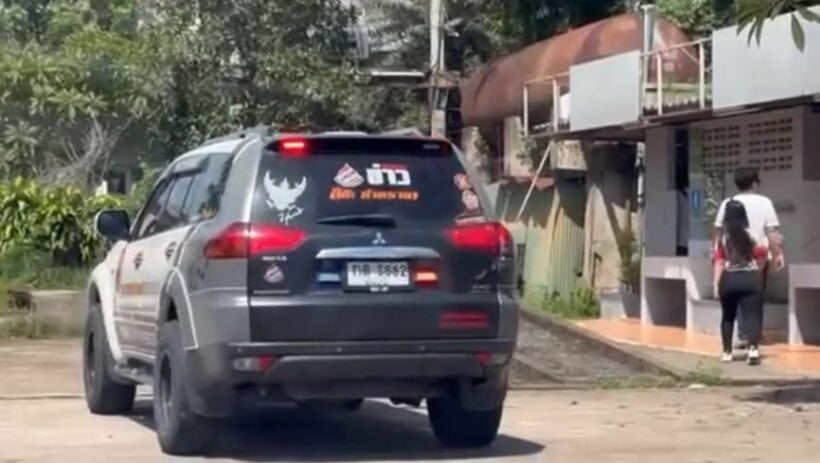 Thai neitzens angry at SUV driver using a siren just to use toilet