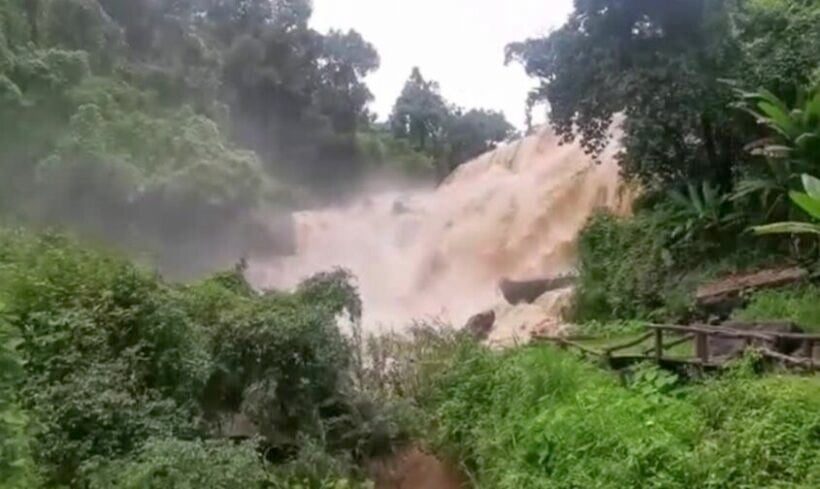 Popular Chiang Mai waterfall closed due to flooding