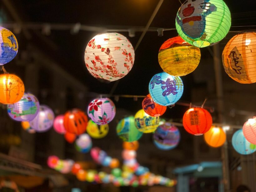 All about the Mid-Autumn Festival in Thailand (and where to find the best mooncakes) | News by Thaiger