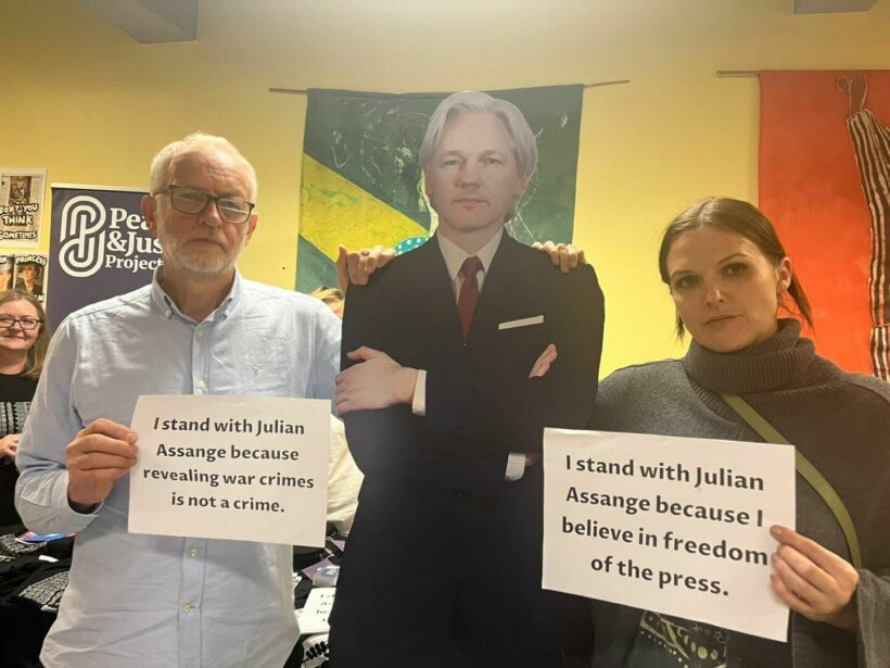 Julian Assange supporters 'heartened' by Aussie govt | News by Thaiger