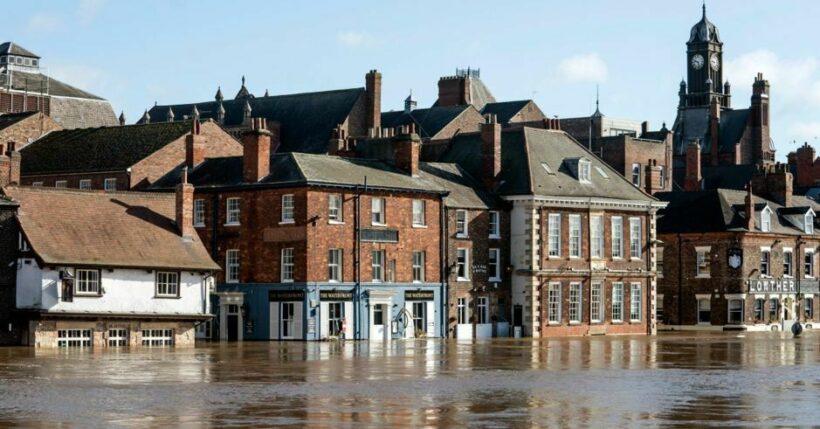 In it together - Floods around the world | News by Thaiger