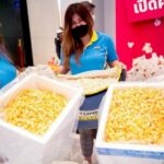 Popcorn promotion: people capitalise on all you can eat | Thaiger
