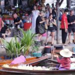 Ratchaburi locals urge foreign tourists to wear face masks | Thaiger