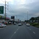 Woman and Thai-Turkish daughter dumped on roadside in Pattaya | Thaiger