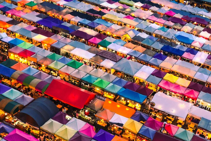 Explore the best markets in Bangkok