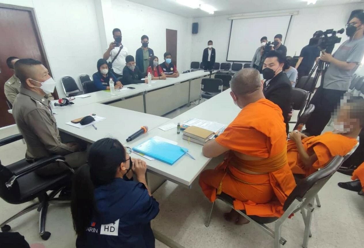 Police wife accused of swindling 110,000 baht from Burmese novice