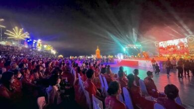 Chinese New Year festival lights up city in northern Thailand