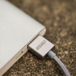 Android users urged not to charge phones in public in case they get hacked | Thaiger