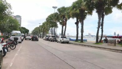 Pattaya to ban parking on beach side of road from March 1