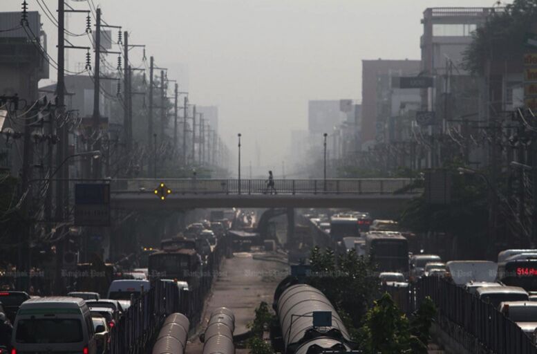 Haze Pollution Forces School Closures in Bangkok