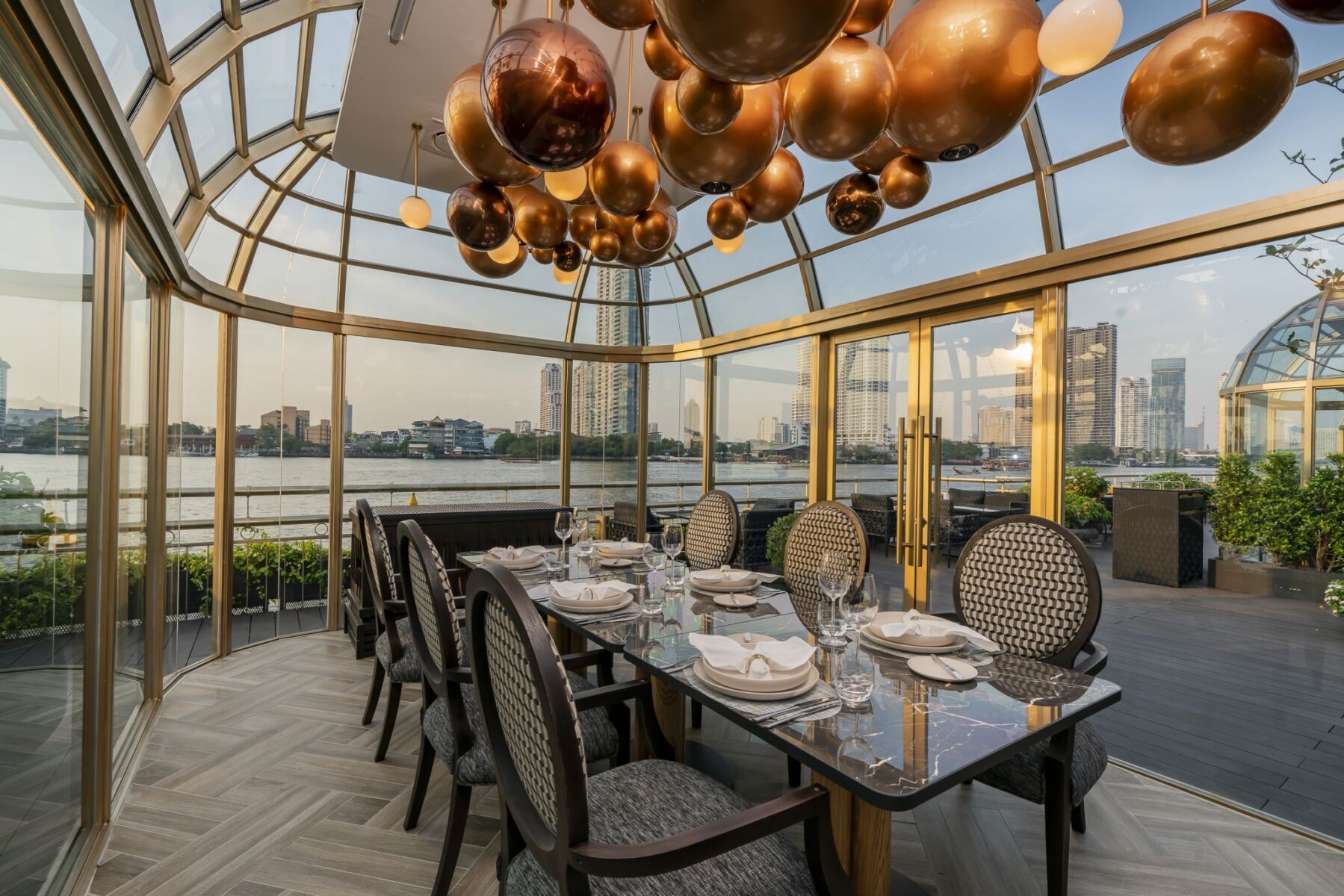 blæk fodspor sy The Crystal Grill House debuts at Bangkok Marriott Marquis Queen's Park |  Thaiger