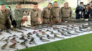 Police in Rayong destroy thousands of guns