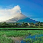 Rescuers struggle to reach plane crash on Philippine volcano | Thaiger