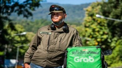Grab Food delivery guys do the funniest things… | Thaiger