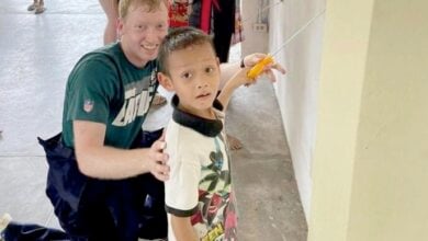 British navy paints Pattaya children’s home