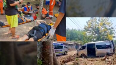 Minivan driver claims he wasn’t asleep, screaming tourists caused crash