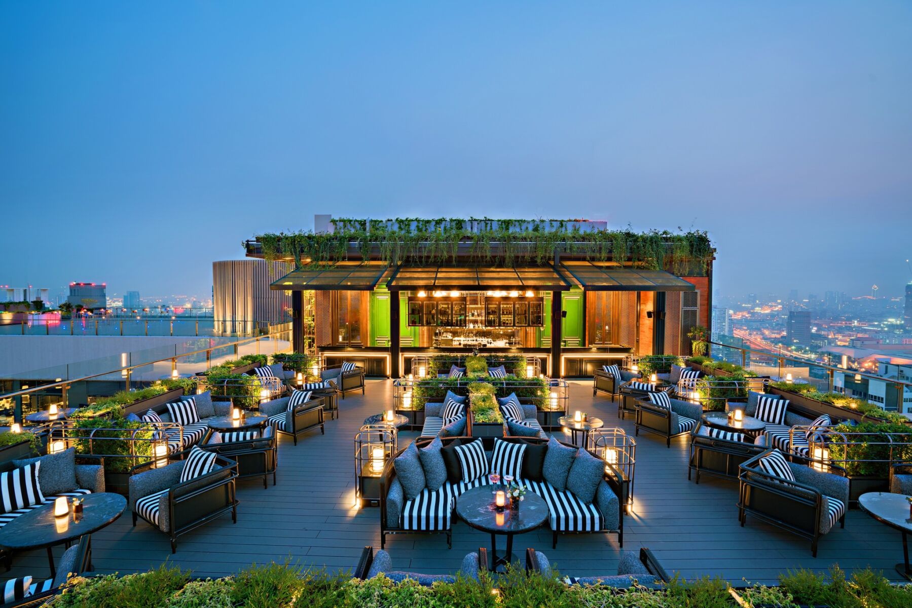 PHOTO: ABar Rooftop - The best rooftop bar in Bangkok