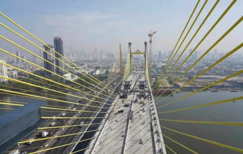 Bridge over Bangkok’s Chao Phraya river to be officially completed next year