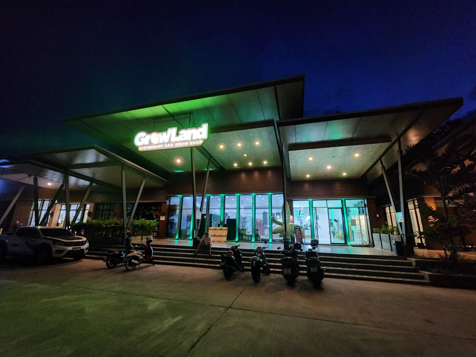 Growing cannabis in Thailand? Never grow alone with Growland Dispensary and Grow Shop | News by Thaiger