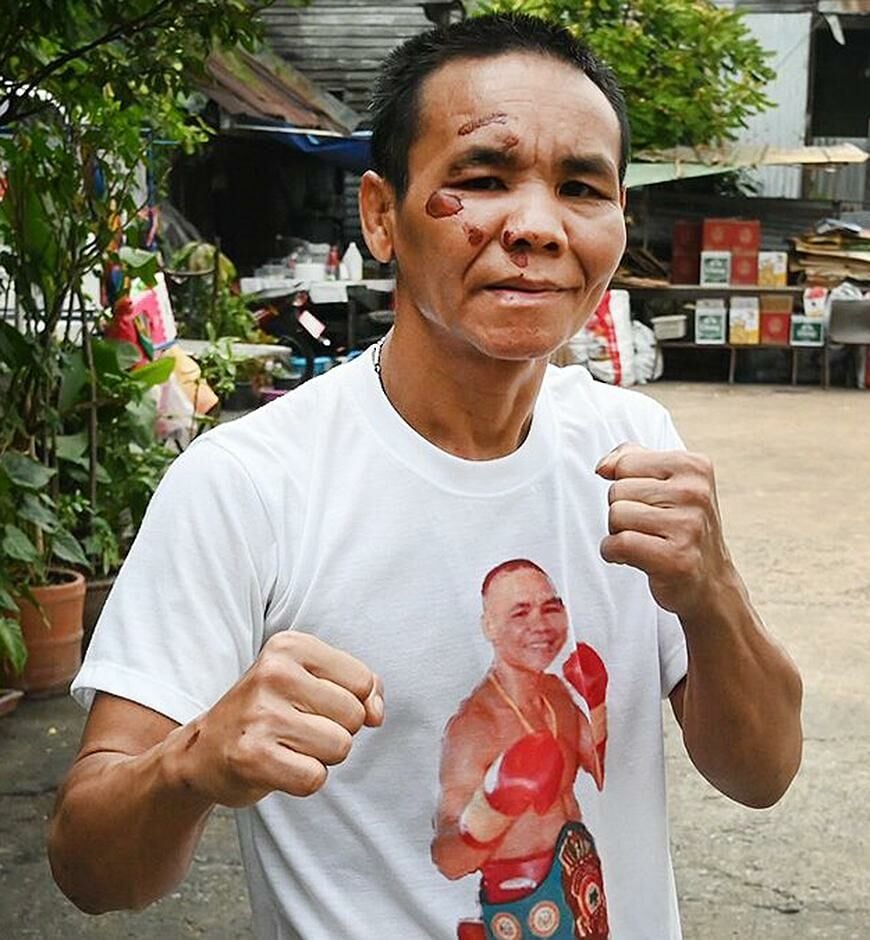 Junkie son beats up ex Thai boxer father in Bangkok