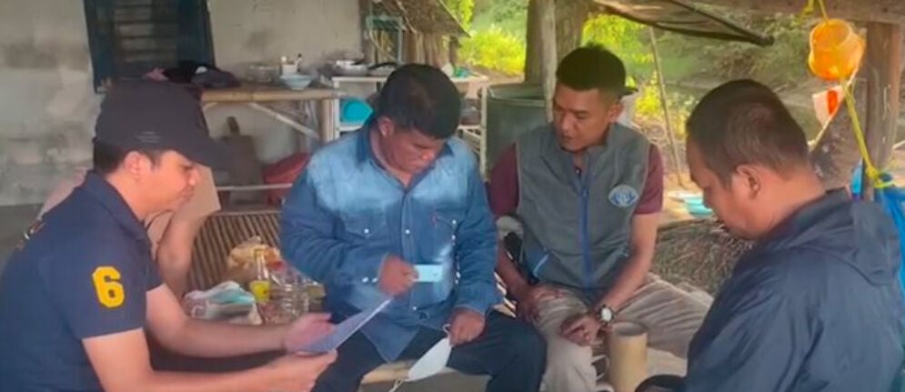 Jealous Thai man slits wife’s throat with machete for ‘talking to another man on the phone’