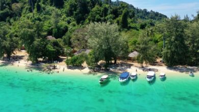 Trang governor reveals plans to develop Koh Kradan, the ‘best beach on earth’