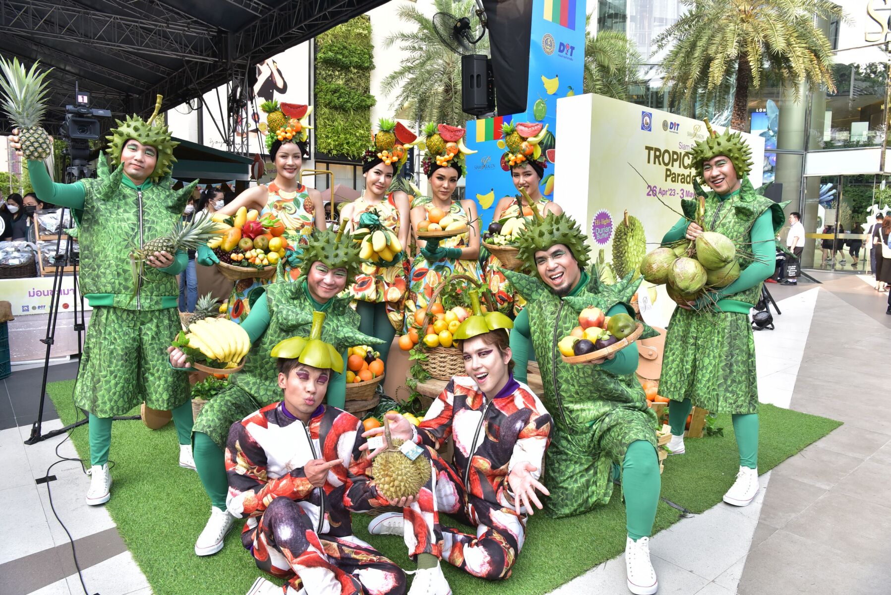 Savour the best of Thai Fruits at the Siam Paragon Tropical Fruits Parade 2023