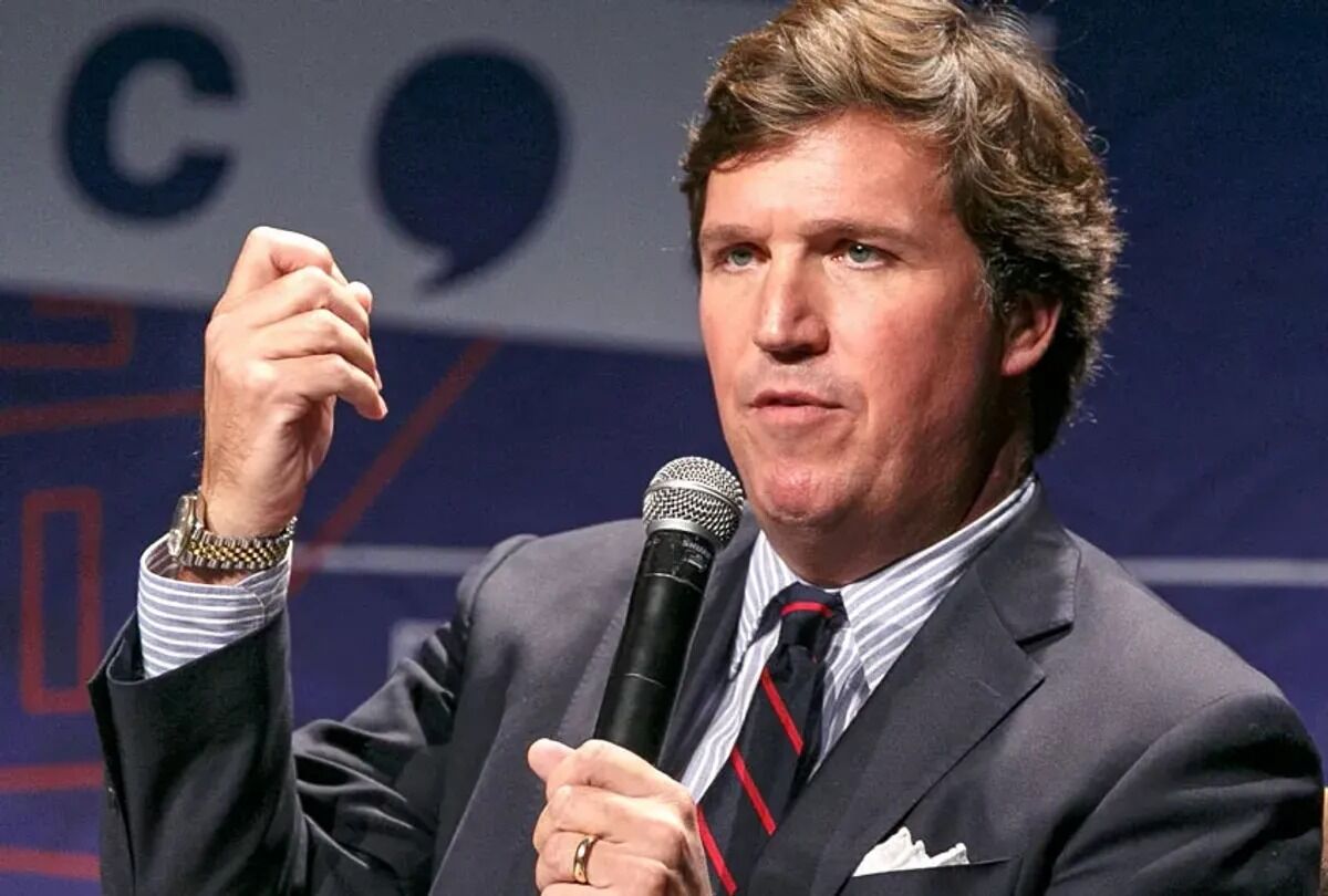 Fox News and Tucker Carlson announce shock split days after US7.5m defamation settlement