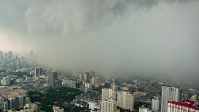 Bangkok and surrounding provinces to experience scattered summer storms, gusty winds, hail