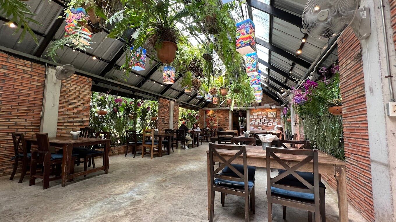 Phuket's hidden gem restaurants: A guide to off-the-beaten-path dining | News by Thaiger