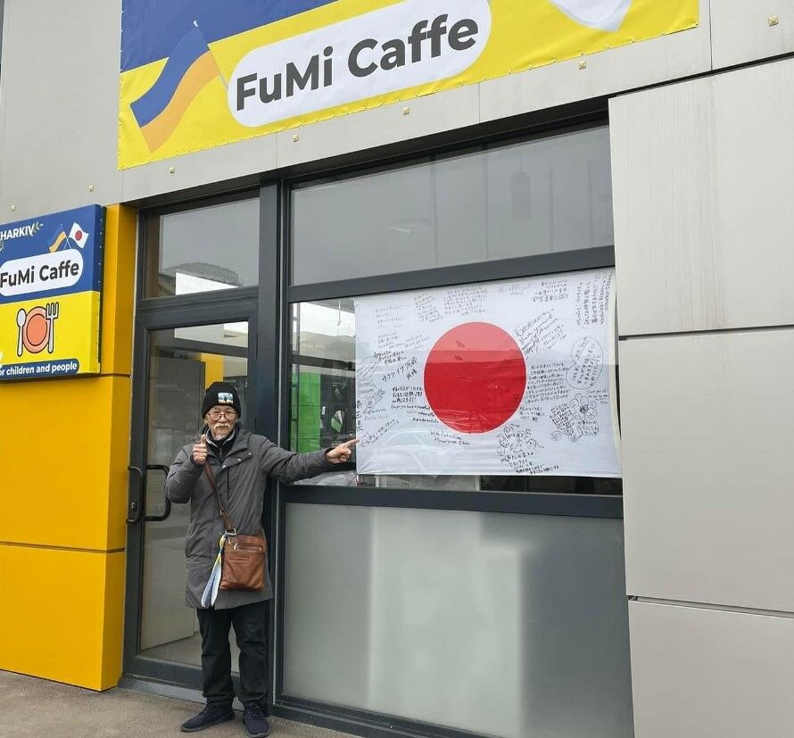 Japanese man opens free cafe for Ukrainians in Kharkiv after living in metro station