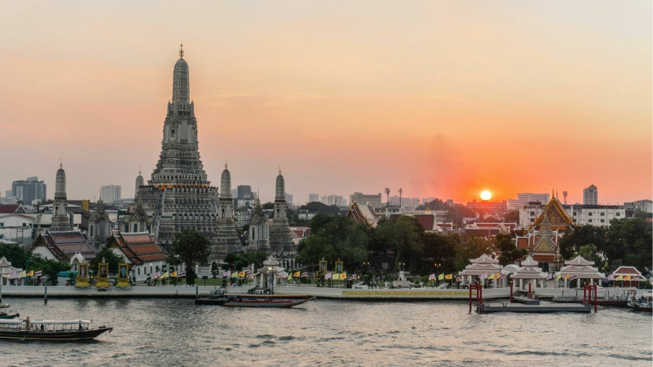 Bangkok in gold: Where to catch the sunset