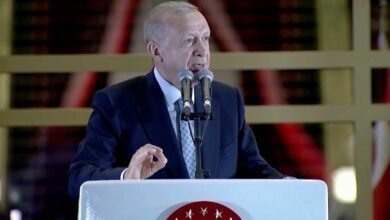 Erdogan wins third term, opposition bruised, Putin celebrates